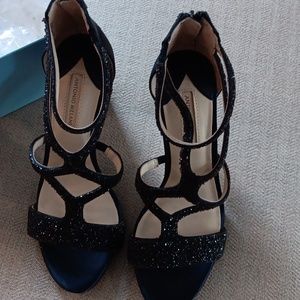 Antonio Melanie navy blue heels